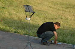 005_un_p_di_musica_per_fare_atmosfera.jpg (111408 byte)