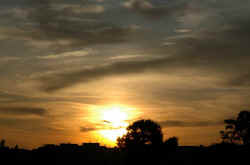 017_inizia_il_tramonto.jpg (52688 byte)